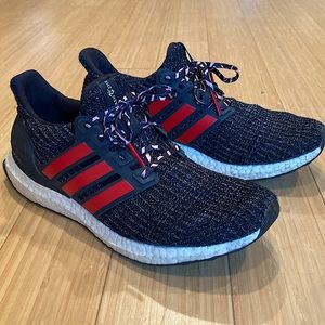 Adidas Ultra Boost w/Red Stripes